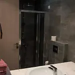 Niras Отель