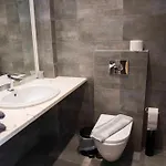 Отель Niras