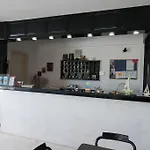 Отель Niras Нидри