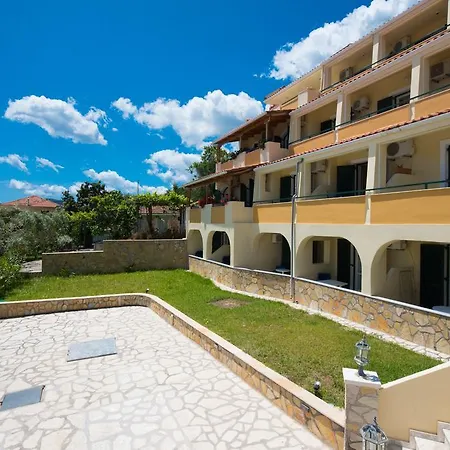 Niras Nydri (Lefkada)